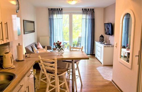 Gohren Apartment | Apartment Luv with lake view - Apartments Haus Inselblick with lake view