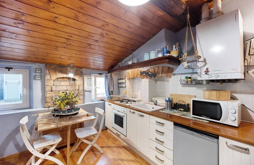 Imperia Apartment | Apartment "Mansarda Dei Pescatori" Near Harbour