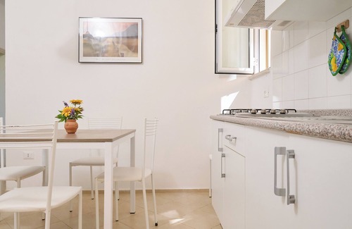 Piombino Apartment | Apartment "Mare Etrusco 8" with Shared Garden & Wi-Fi
