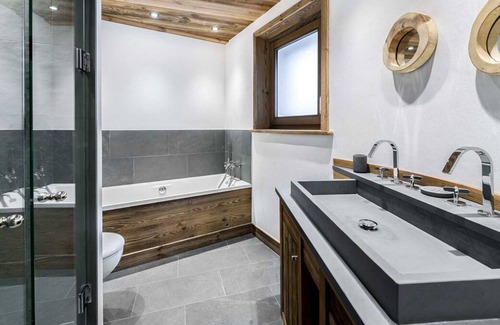 Val-d'Isere Villa | Apartment Margaux - Four Bedroom Villa, Sleeps 10
