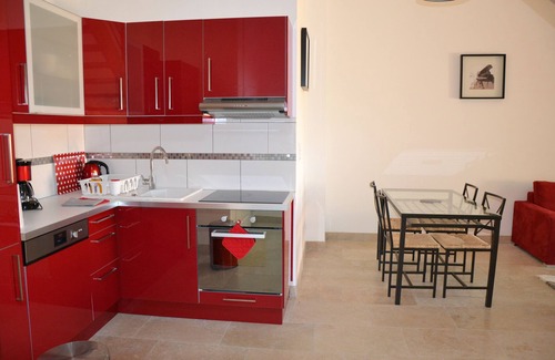 Avignon Apartment | Apartment Marquis (75M2) 2 bedrooms - private terrace - sleeps 6