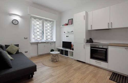 Ripamonti Corvetto Apartment | Apartment 'Martin' with Wi-Fi and Air Conditioning