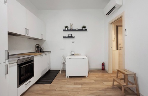 Ripamonti Corvetto Apartment | Apartment 'Martin' with Wi-Fi and Air Conditioning