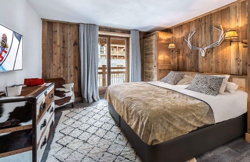 Val-d'Isere Villa | Apartment Meilleur - Four Bedroom Villa, Sleeps 10