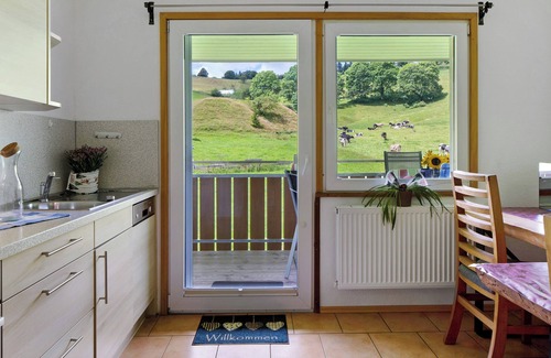 Hofsgrund Apartment | Apartment 'Melanie' with Mountain View, Shared Terrace and Wi-Fi