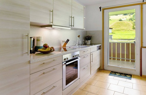 Hofsgrund Apartment | Apartment 'Melanie' with Mountain View, Shared Terrace and Wi-Fi