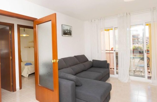 Segur de Calafell Apartment | Apartment Mestral in Segur de Calafell - 5 persons, 3 bedrooms