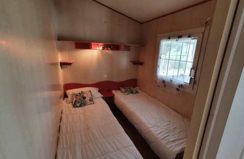 Yviers Apartment | Apartment "Mobile Home Serge" with Private Terrace, Shared Garden & Wi-Fi