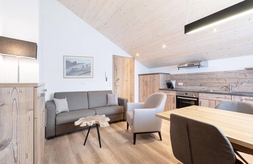 Schroecken Apartment | Apartment Mohnenfluh - tannberg LODGE OG