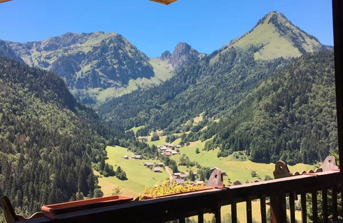 Abondance Apartment | Apartment 'Mont De Grange' with Mountain View, Private Terrace and Wi-Fi