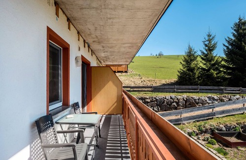 Langenordnach Apartment | Apartment 'Morgensonne' with Shared Terrace, Shared Garden and Wi-Fi