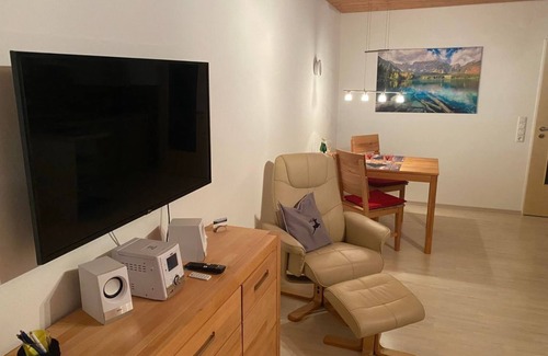 Oy-Mittelberg Apartment | Apartment Moritz - apartment/apartment, shower and bath, WC, mountain view