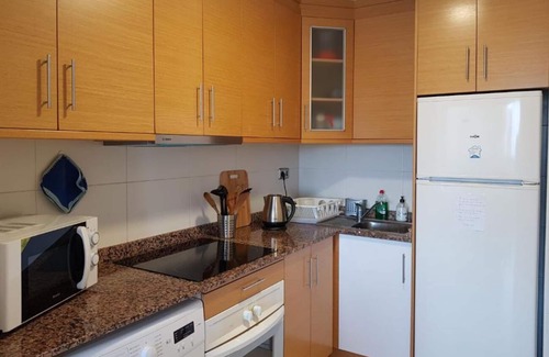 Alicante Apartment | Apartment 'Mountains and Ocean View' with Sea View, Wi-Fi and Air Conditioning