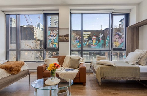 Downtown Montreal Apartment | Apartment MTL Dtown- Spotlight MTL