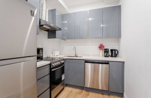 Downtown Montreal Apartment | Apartment MTL Dtown- Spotlight MTL