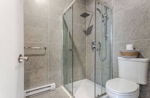 Downtown Montreal Apartment | Apartment MTL Dtown- Spotlight MTL