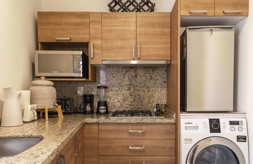 Downtown Queretaro Apartment | Apartment in the Center, Terrace. WIFI+Workroom+A/C