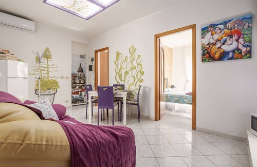 Palermo Apartment | Apartment 'My House Holiday' with Balcony and Wi-Fi