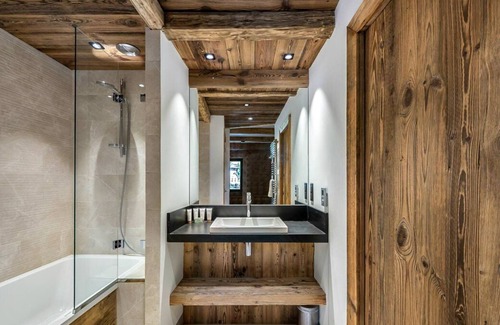 Val-d'Isere Villa | Apartment Mylan - Three Bedroom Villa, Sleeps 6