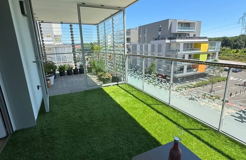 Saint-Genis-Pouilly Apartment | Apartment near Geneva