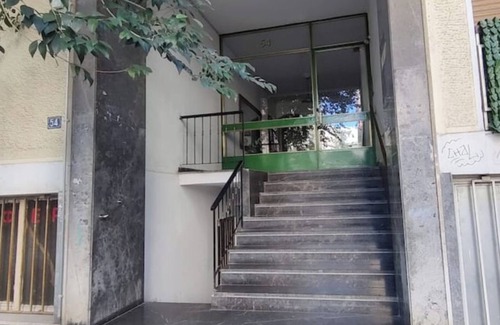 Ampelokipoi Apartment | Apartment near Athens Towersnn