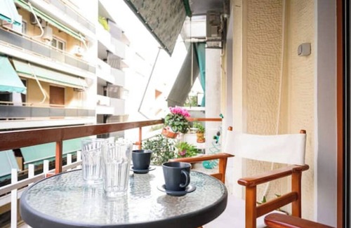 Ampelokipoi Apartment | Apartment near Athens Towersnn