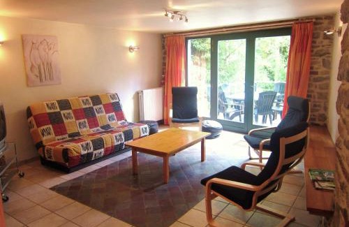 Treignes House | Apartment near Forest and Hiking Trails