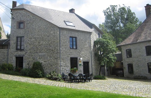 Treignes House | Apartment near Forest and Hiking Trails