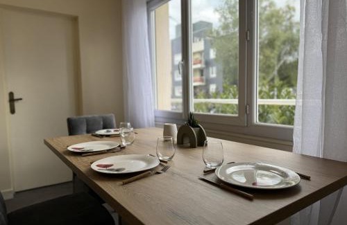 Pontlieue - Rocade Apartment | Apartment near Le Mans Circuit