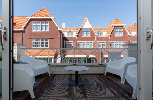 Dishoek Apartment | Apartment near South Beach with Sauna