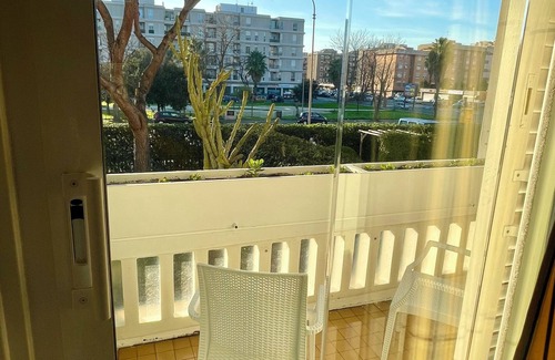 Quartiere XXXIII Lido di Ostia Ponente Apartment | Apartment near the sea