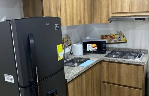 Engativa Apartment | APARTMENT NEAR THE AIRPORT, IN A VERY QUIET, SAFE AND COMMERCIAL AREA.