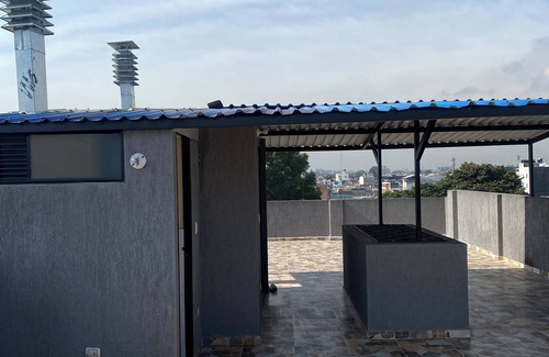 Engativa Apartment | APARTMENT NEAR THE AIRPORT, IN A VERY QUIET, SAFE AND COMMERCIAL AREA.