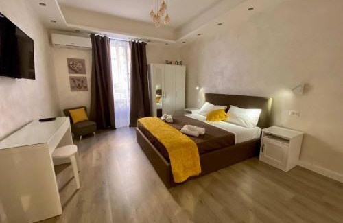 San Giovanni Apartment | Apartment near the Colosseum with metro line A a 2 minutes walk away