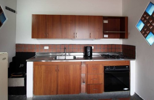 Guayabal Apartment | Apartment near the Enrique Olaya H airport