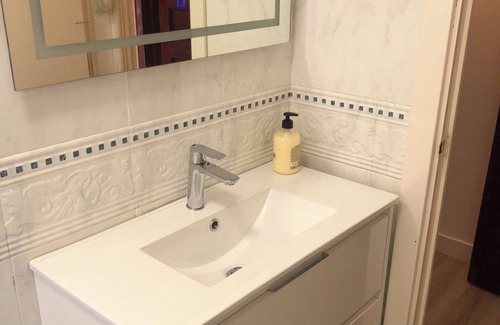 Santander Condo | Apartment near the Sardinero