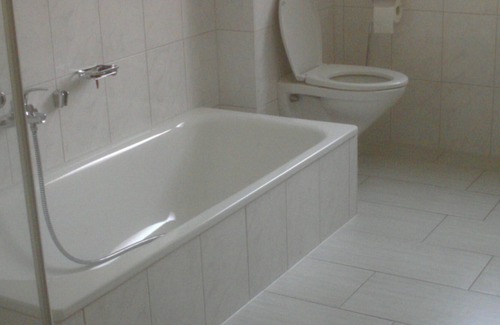 Losheim am See Apartment | Apartment, new building, 1.5 km to the lake, barrier-free, close to the city, very quiet, large terrace