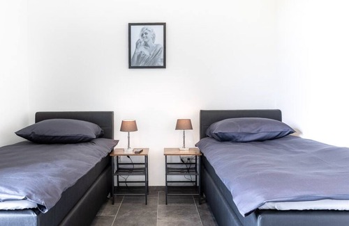 Weeze Apartment | Apartment Niersblick for 5 people (Anlitzhof)