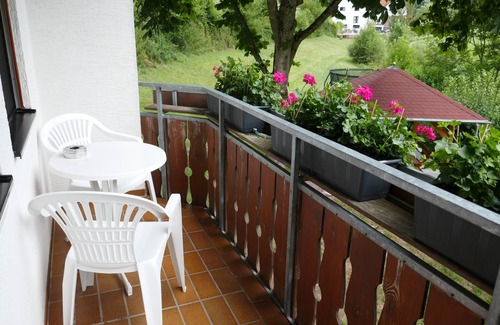 Freiamt Apartment | Apartment 'No. 2 Rotkelchen' with Shared Terrace, Shared Garden and Wi-Fi