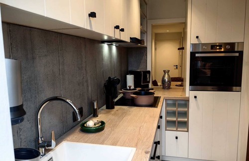 Ladelund Apartment | Apartment 'Nord-ostseeglück' with Balcony and Wi-Fi