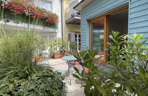 Old Town Apartment | Apartment 'Nr 4 Haus Stiegeler Schwabentor' with Private Terrace and Wi-Fi