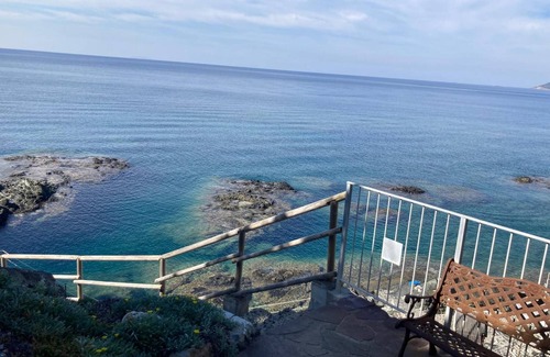 Rosignano Marittimo Apartment | Apartment 'Oasi Verde' with Sea View, Wi-Fi and Air Conditioning