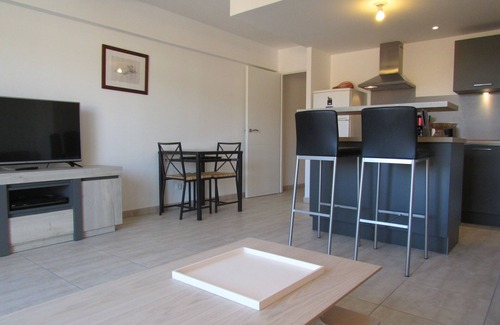 Port-Vendres Apartment | Apartment of 50 m2 for 2 people sea view and port air conditioning parking
