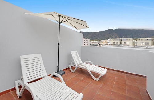 Los Llanos Apartment | Apartment 'Olia' with Private Terrace, Balcony and Air Conditioning