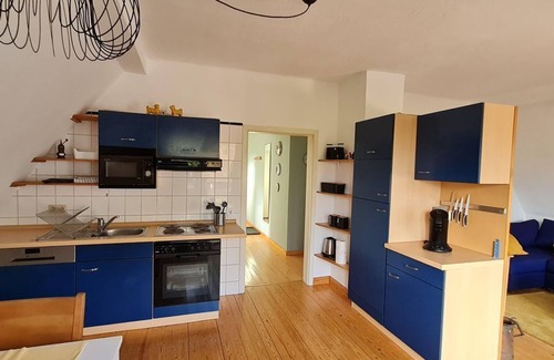 Halbs Apartment | Apartment Ollywood Hills, 1 bedroom, shower, WC, - Ferienwohnungen Ollywood
