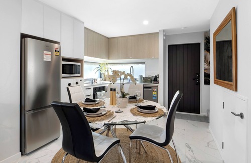 Christchurch House | Apartment on Short