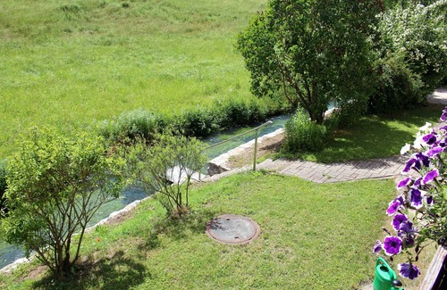 Obertrubach Apartment | Apartment on the creek