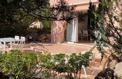 Porto-Vecchio Villa | Apartment on the ground floor of a beautiful villa, quiet with a garden.