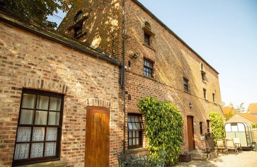 Bilbrough Apartment | Apartment One, The Carriage House.