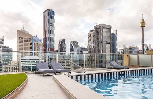 Darlinghurst Apartment | Apartment overlooking Sydney Park